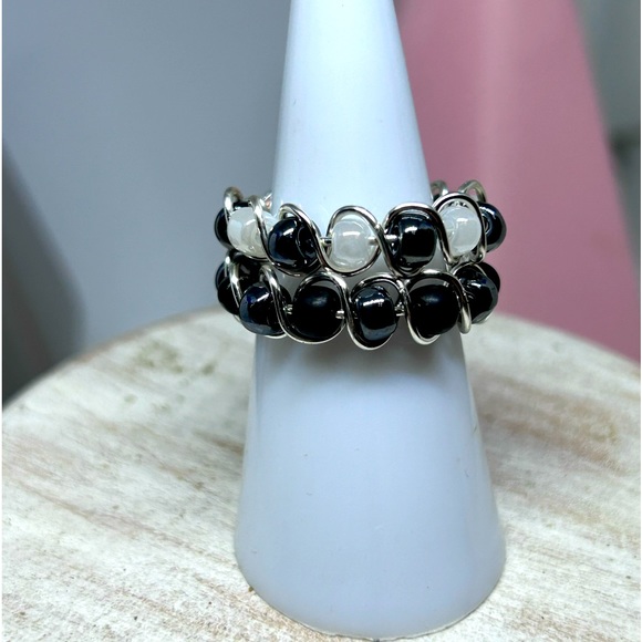 Handmade wire beaded rings - Picture 3 of 14